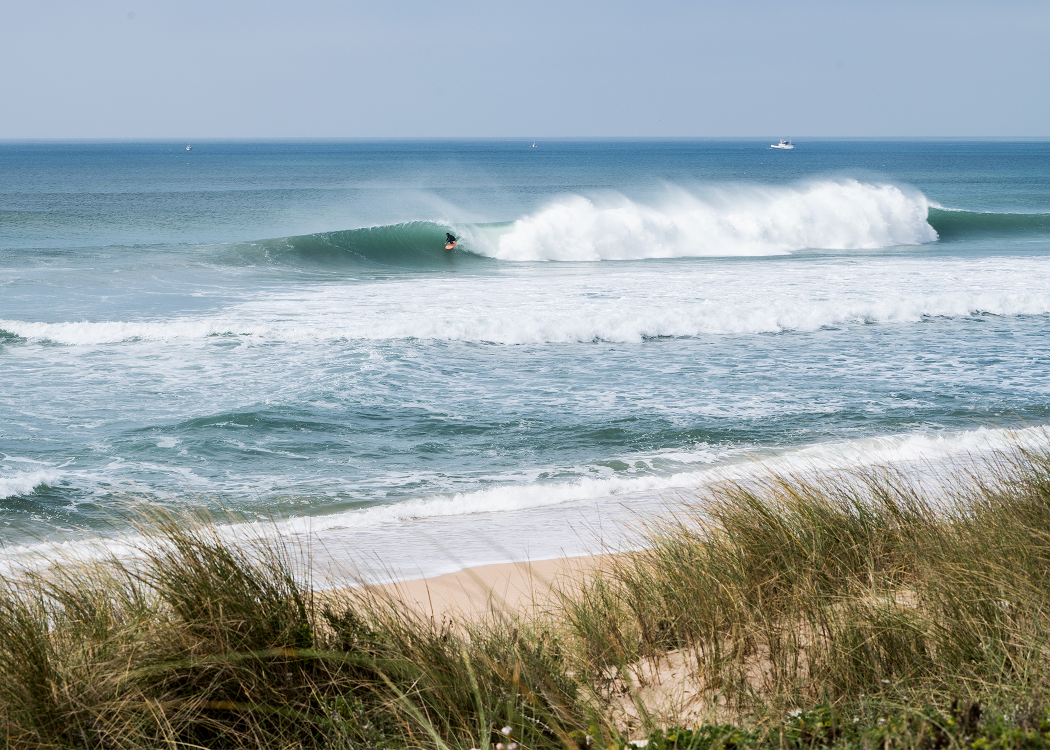 Surfing notes from the long road photographed by Filippo Maffei — image 11 of 18